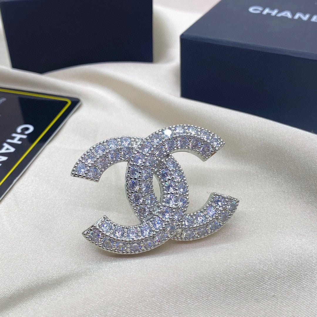 Chanel Brooch Review and how to wear it 
